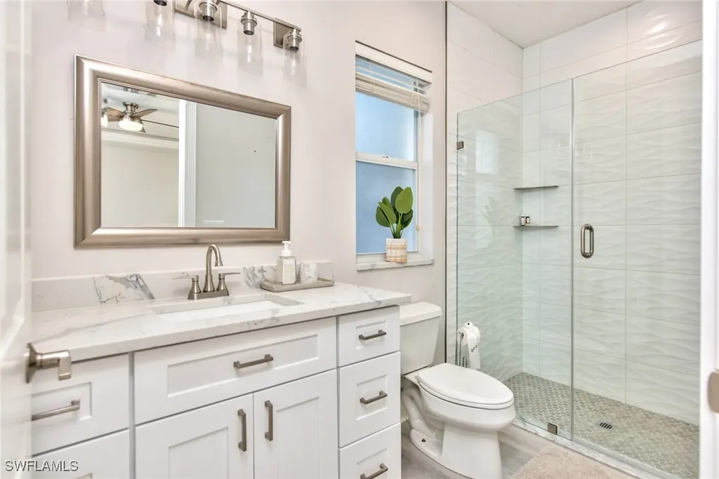 725 95th Avenue N Naples FL 34108