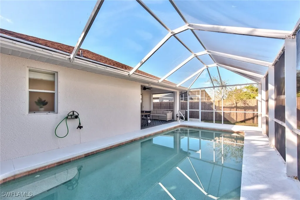 725 95th Avenue N Naples FL 34108