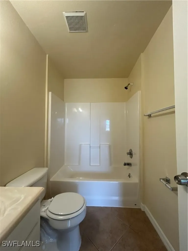 1011 Andalusia Boulevard Cape Coral FL 33909