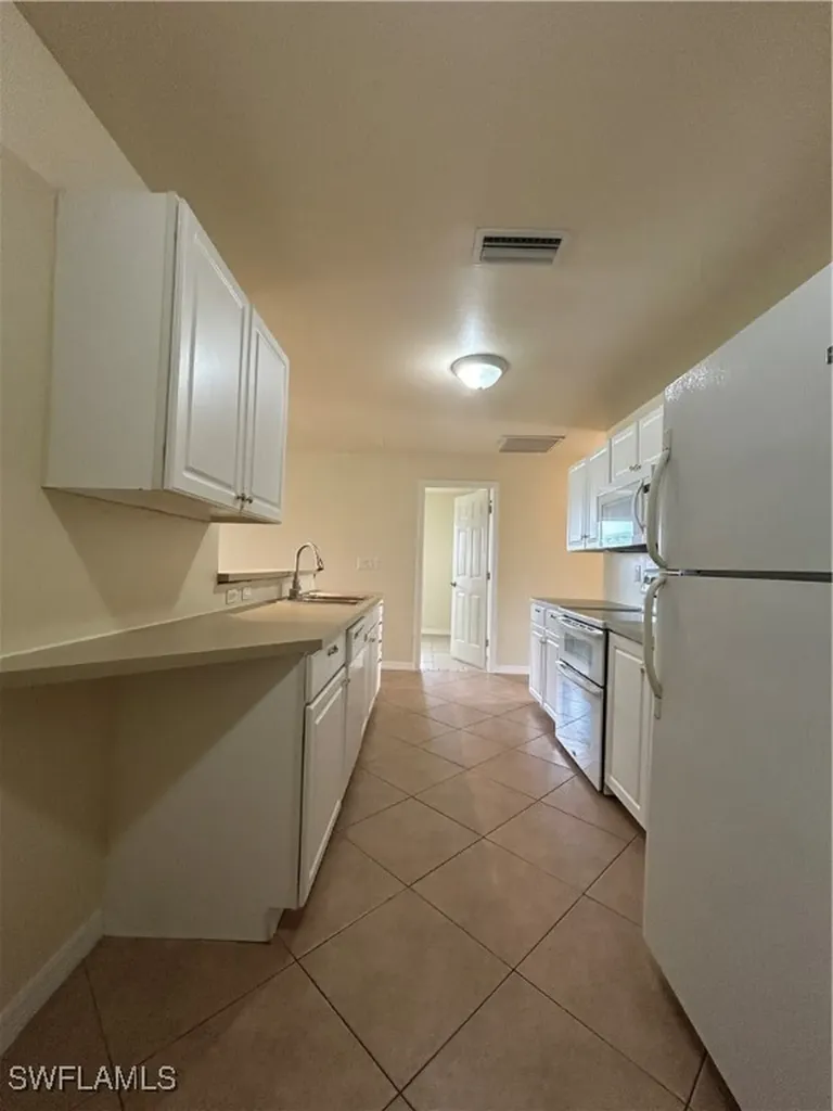 1011 Andalusia Boulevard Cape Coral FL 33909