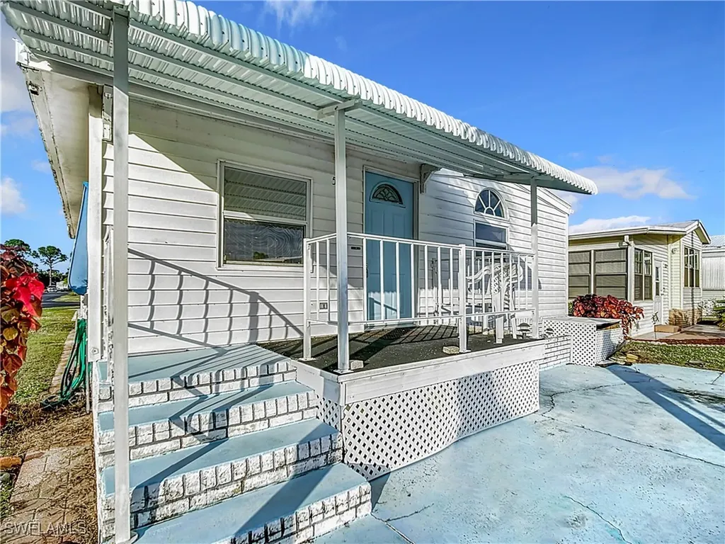 54 La Fonda Lane North Fort Myers FL 33903