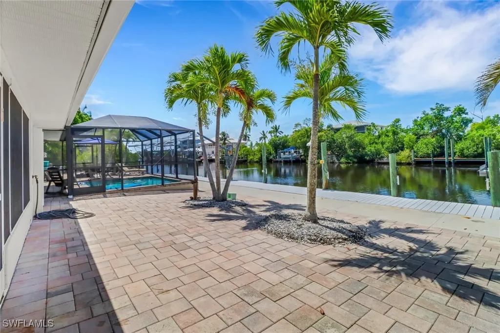 5251-5253 Serenity Cove Bokeelia FL 33922