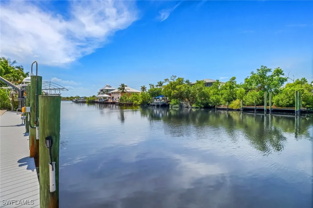 5251-5253 Serenity Cove Bokeelia FL 33922