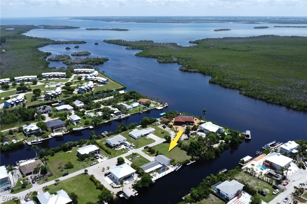 5251-5253 Serenity Cove Bokeelia FL 33922