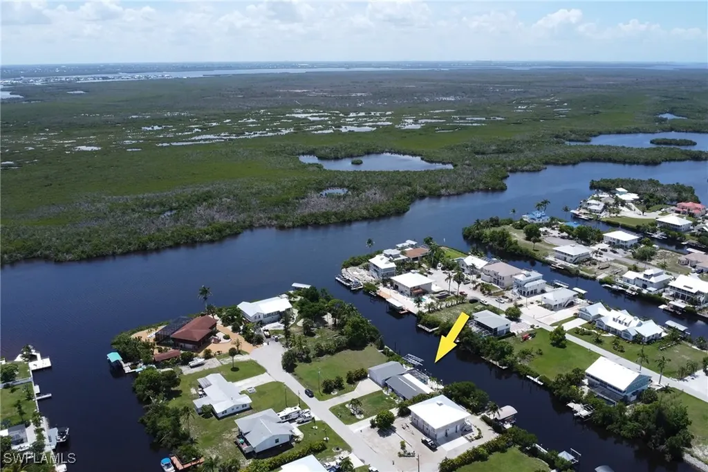 5251-5253 Serenity Cove Bokeelia FL 33922