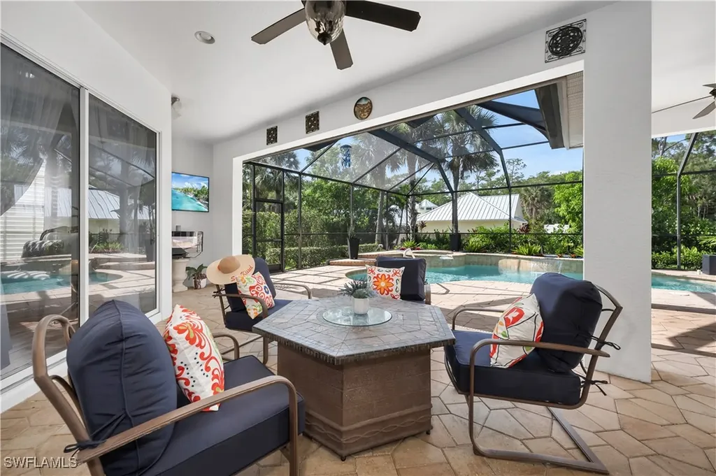16100 Parque Lane Naples FL 34110