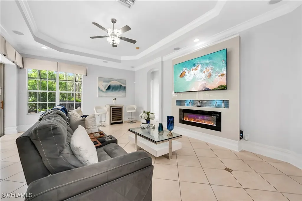 16100 Parque Lane Naples FL 34110