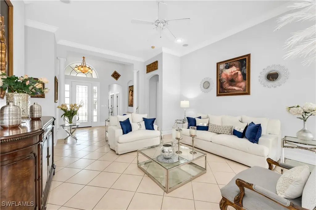 16100 Parque Lane Naples FL 34110