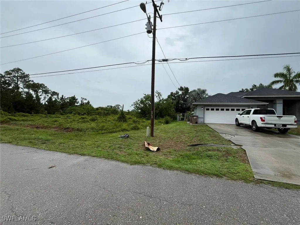 731 Bently Street E Lehigh Acres FL 33974