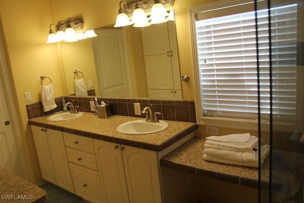 3140 Binnacle Lane St. James City FL 33956