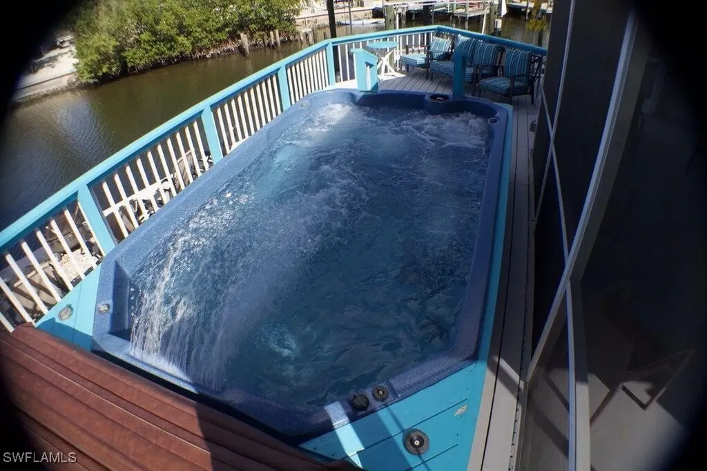 3140 Binnacle Lane St. James City FL 33956