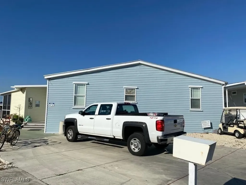 3140 Binnacle Lane St. James City FL 33956