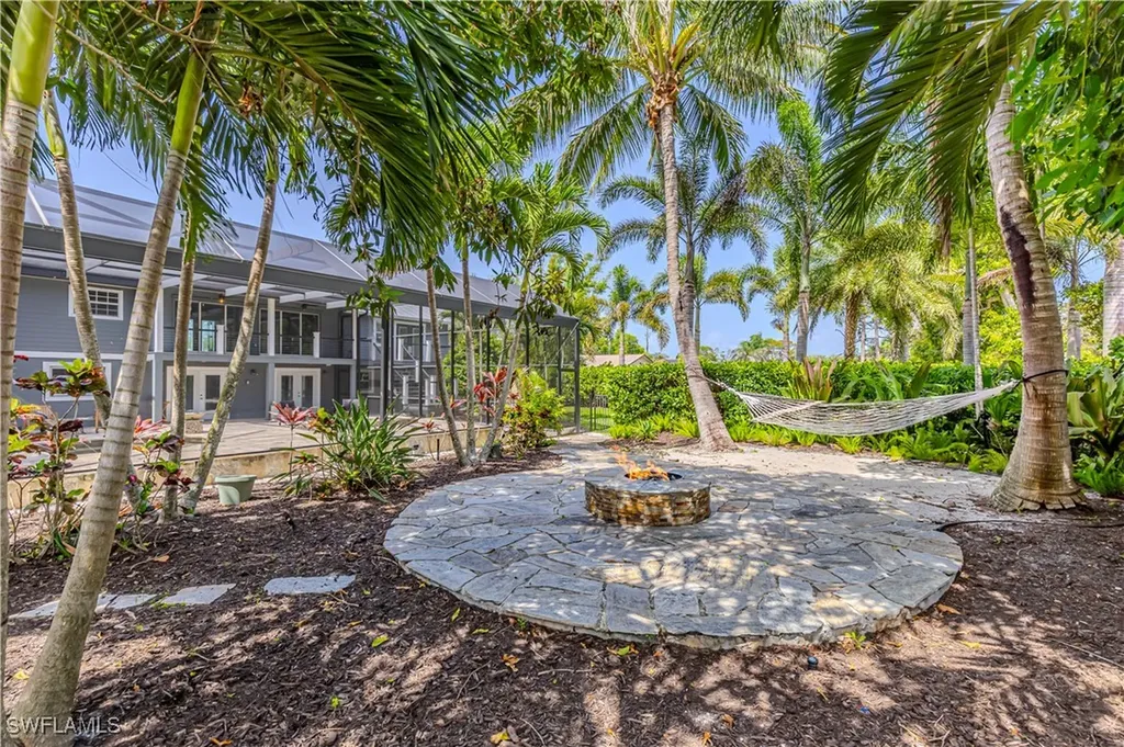 4429 Tarpon Avenue Bonita Springs FL 34134