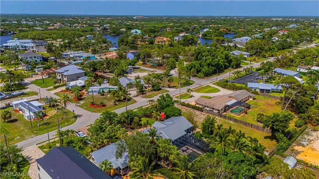 4429 Tarpon Avenue Bonita Springs FL 34134