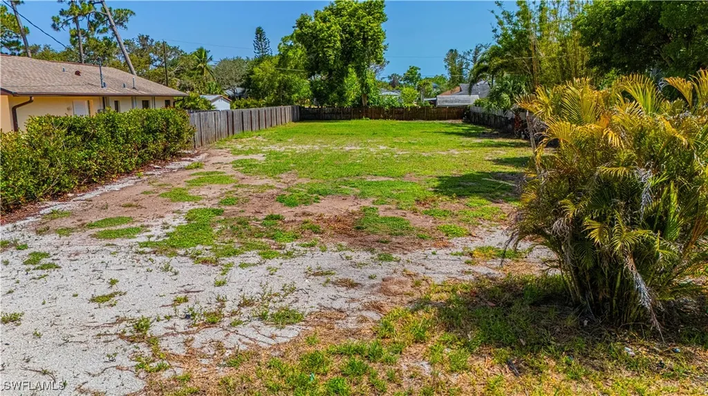 4429 Tarpon Avenue Bonita Springs FL 34134