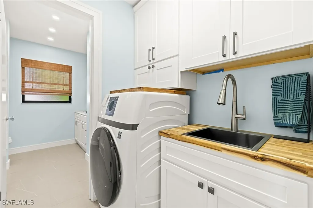 1448 Albatross Road Sanibel FL 33957