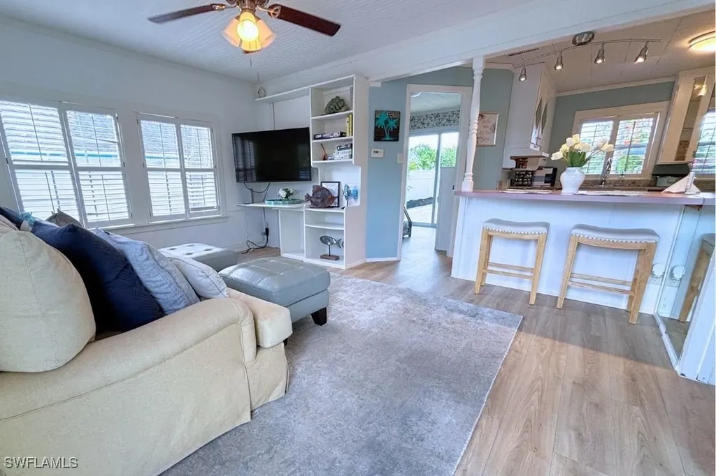 1012 Ridge Street Naples FL 34103