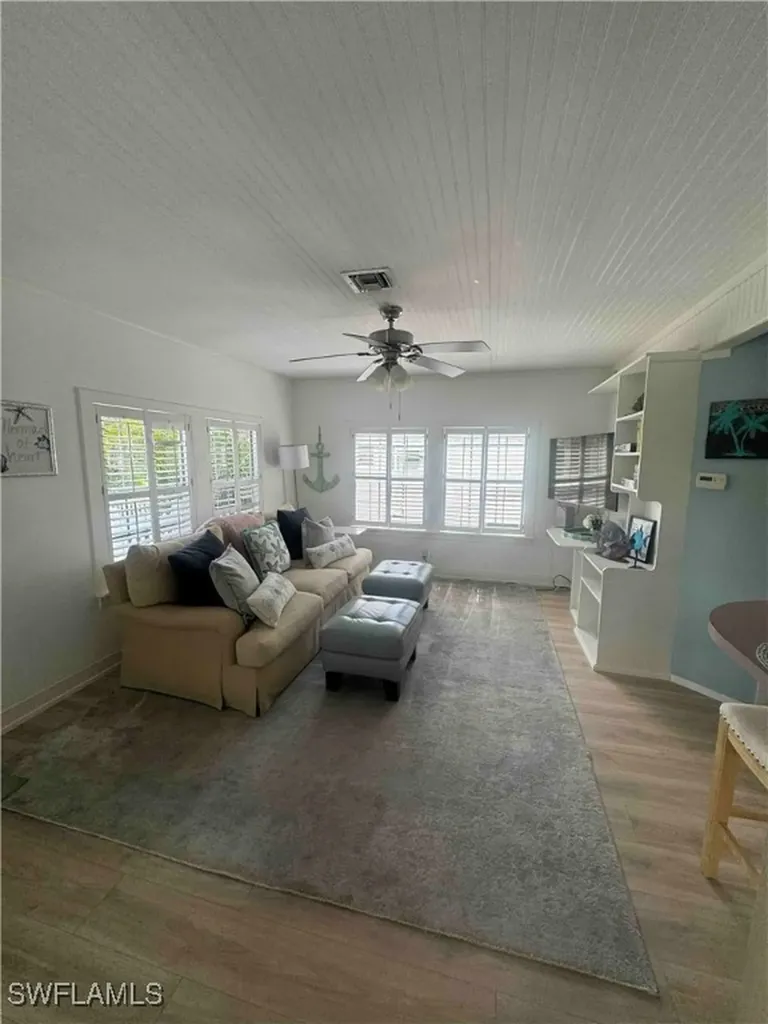 1012 Ridge Street Naples FL 34103