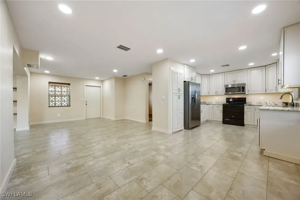 2115 Saint Croix Avenue Fort Myers FL 33905