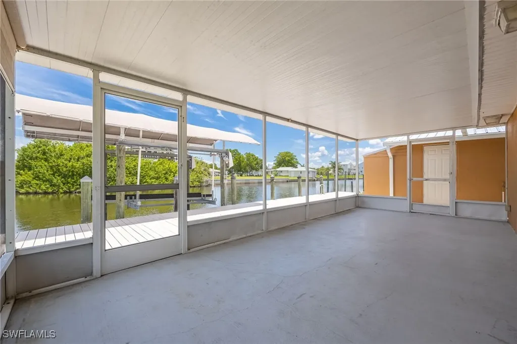 2115 Saint Croix Avenue Fort Myers FL 33905