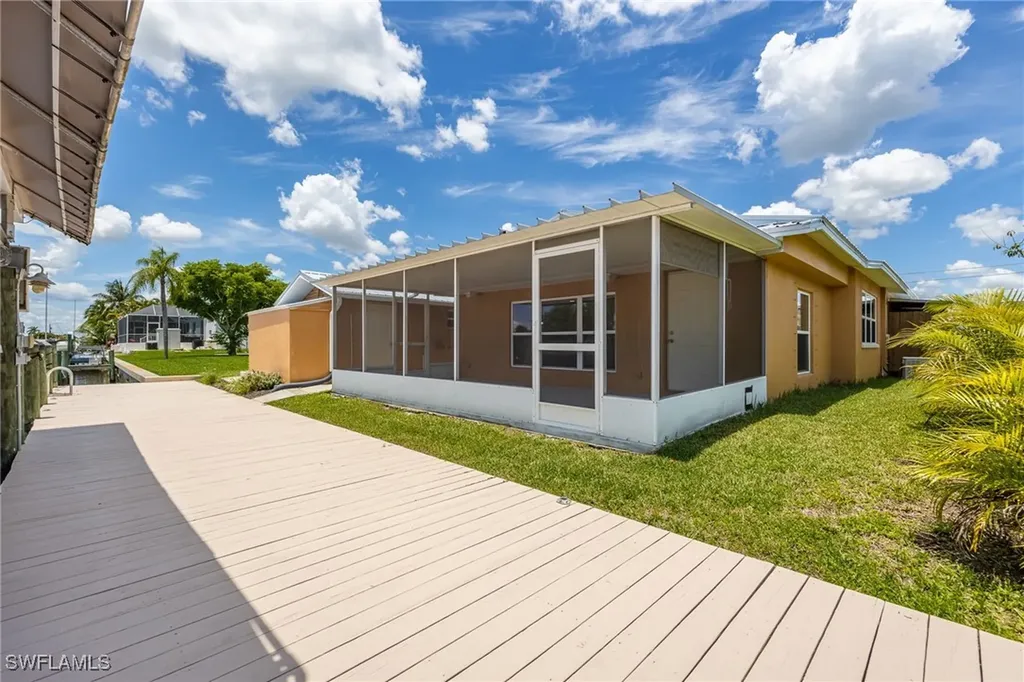 2115 Saint Croix Avenue Fort Myers FL 33905