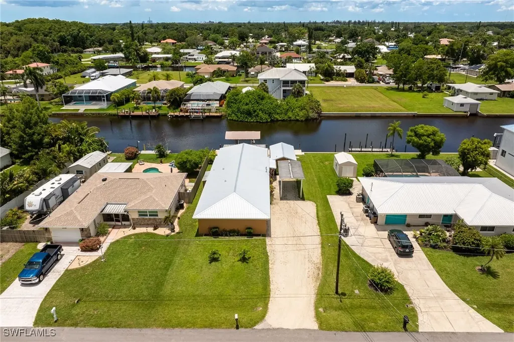 2115 Saint Croix Avenue Fort Myers FL 33905