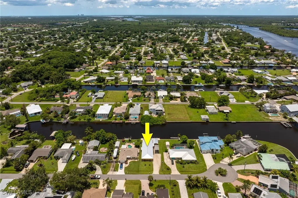 2115 Saint Croix Avenue Fort Myers FL 33905