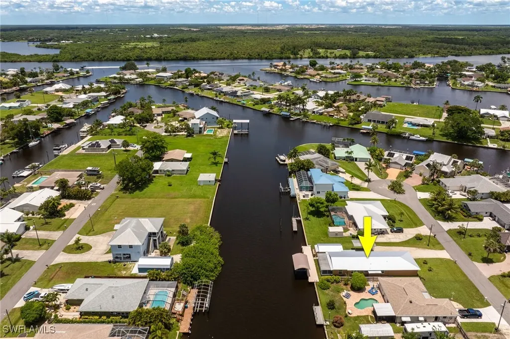 2115 Saint Croix Avenue Fort Myers FL 33905
