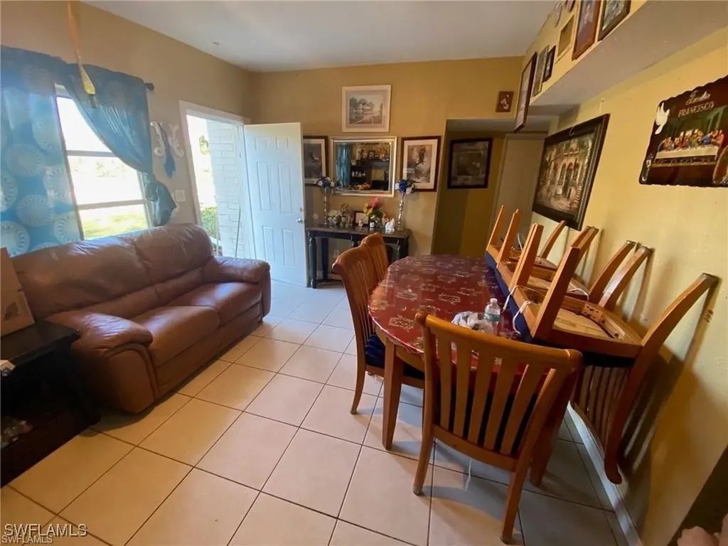 1341 Gardenia Avenue Fort Myers FL 33916