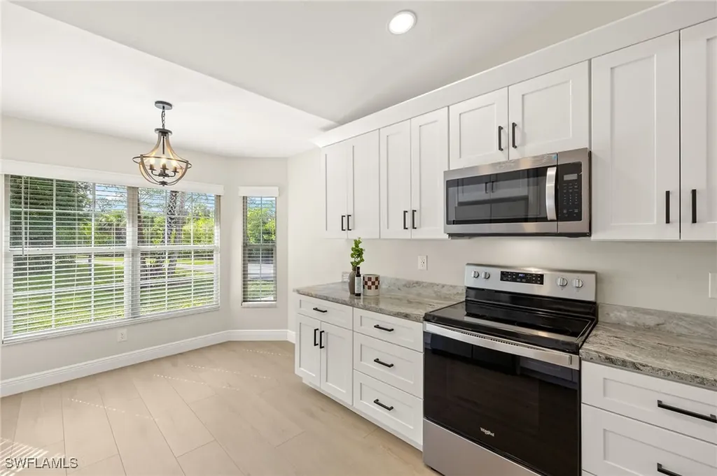 211 11th Street NW Naples FL 34120