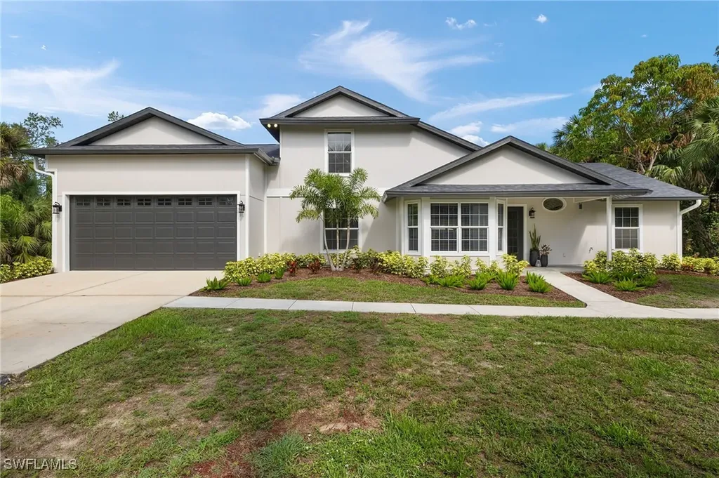 211 11th Street NW Naples FL 34120