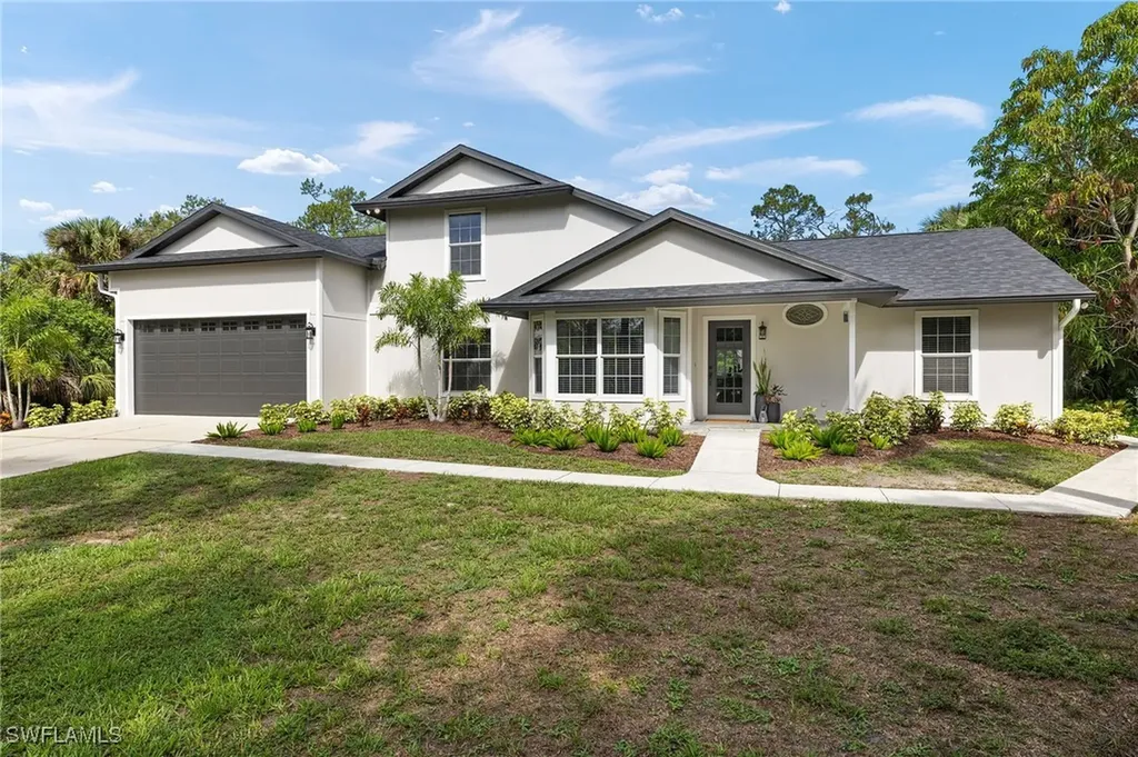 211 11th Street NW Naples FL 34120