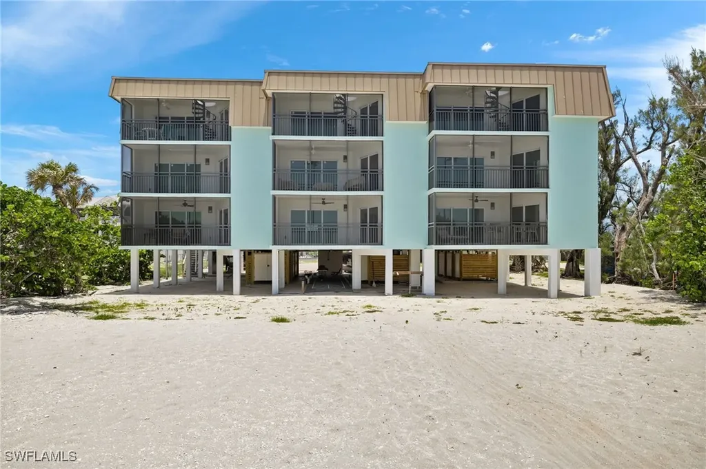 3067 W Gulf Drive Sanibel FL 33957