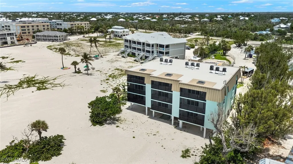 3067 W Gulf Drive Sanibel FL 33957