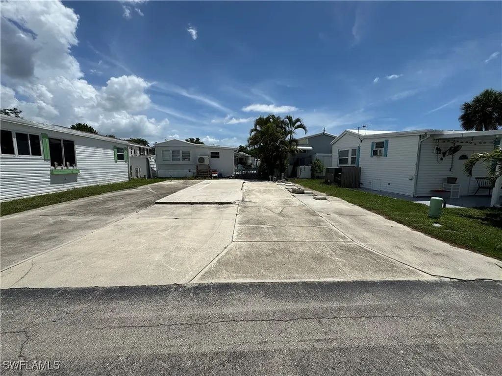 5769 Pink Panther Drive Fort Myers FL 33908