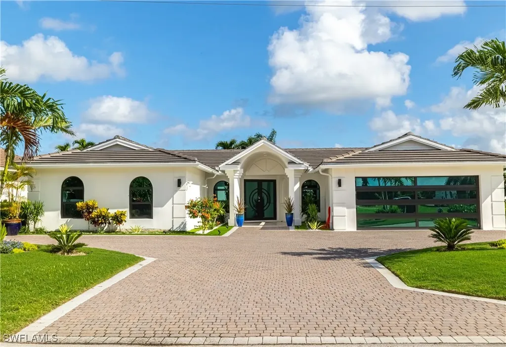 1575 Osprey Avenue Naples FL 34102