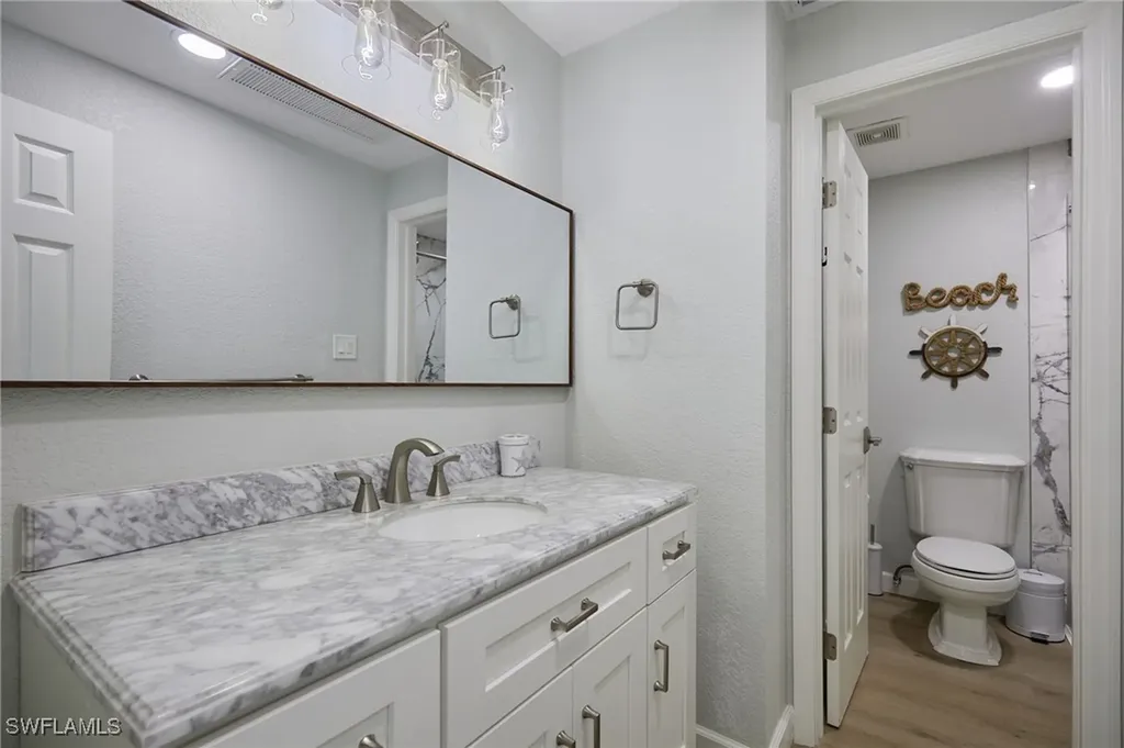 9899 Pennsylvania Avenue Bonita Springs FL 34135