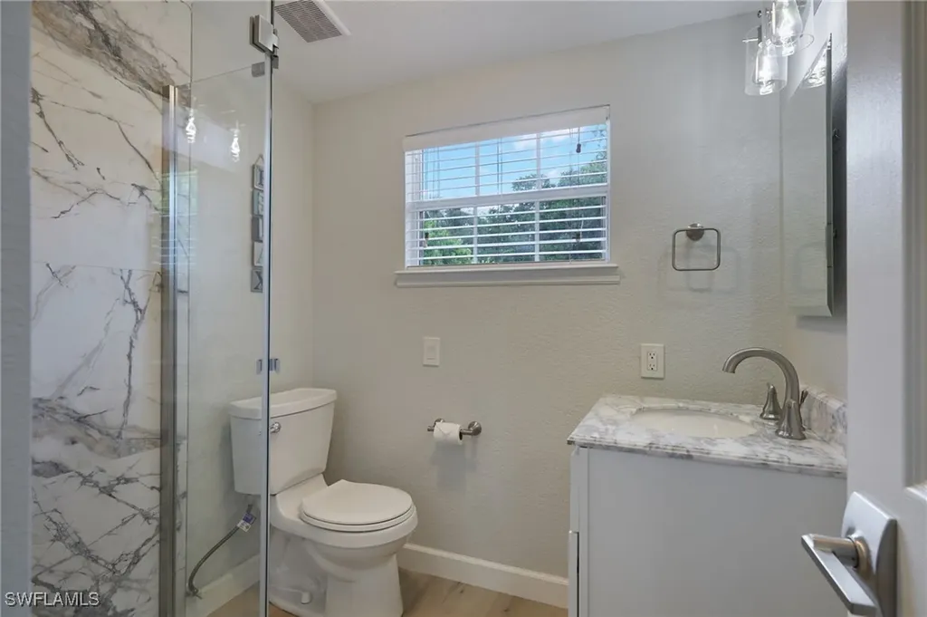 9899 Pennsylvania Avenue Bonita Springs FL 34135