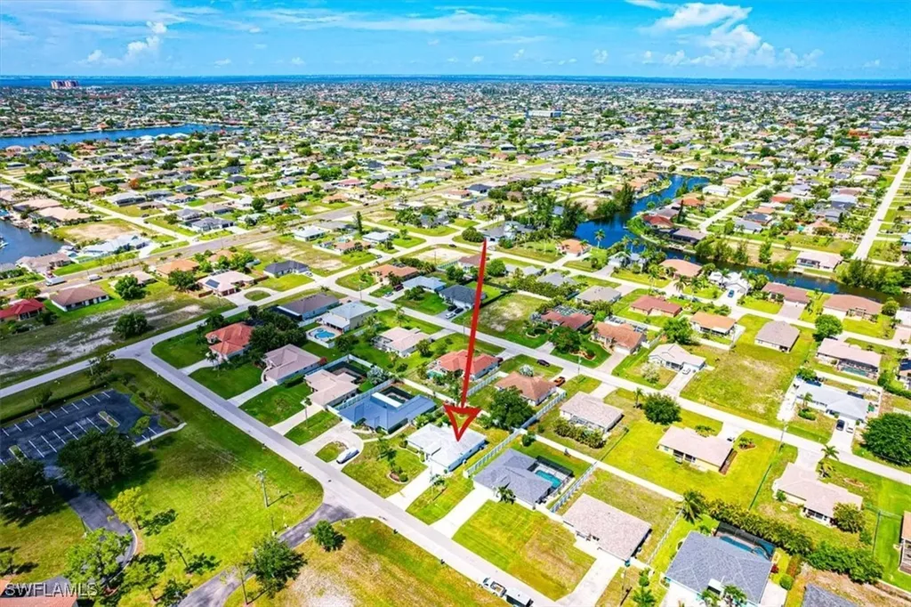 3824 SW 10th Place Cape Coral FL 33914