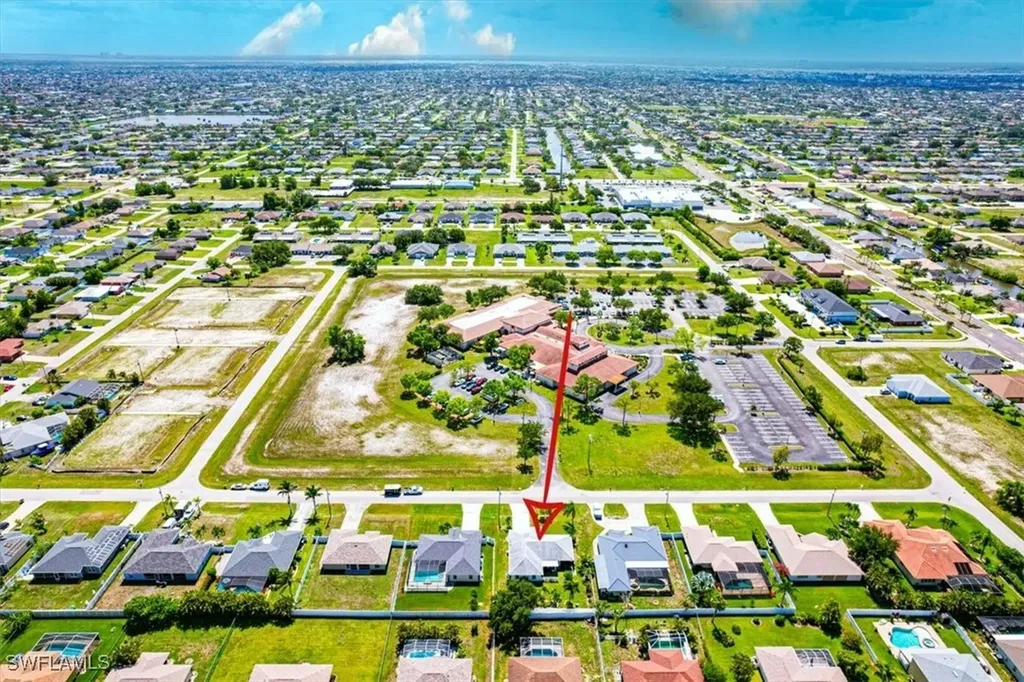 3824 SW 10th Place Cape Coral FL 33914