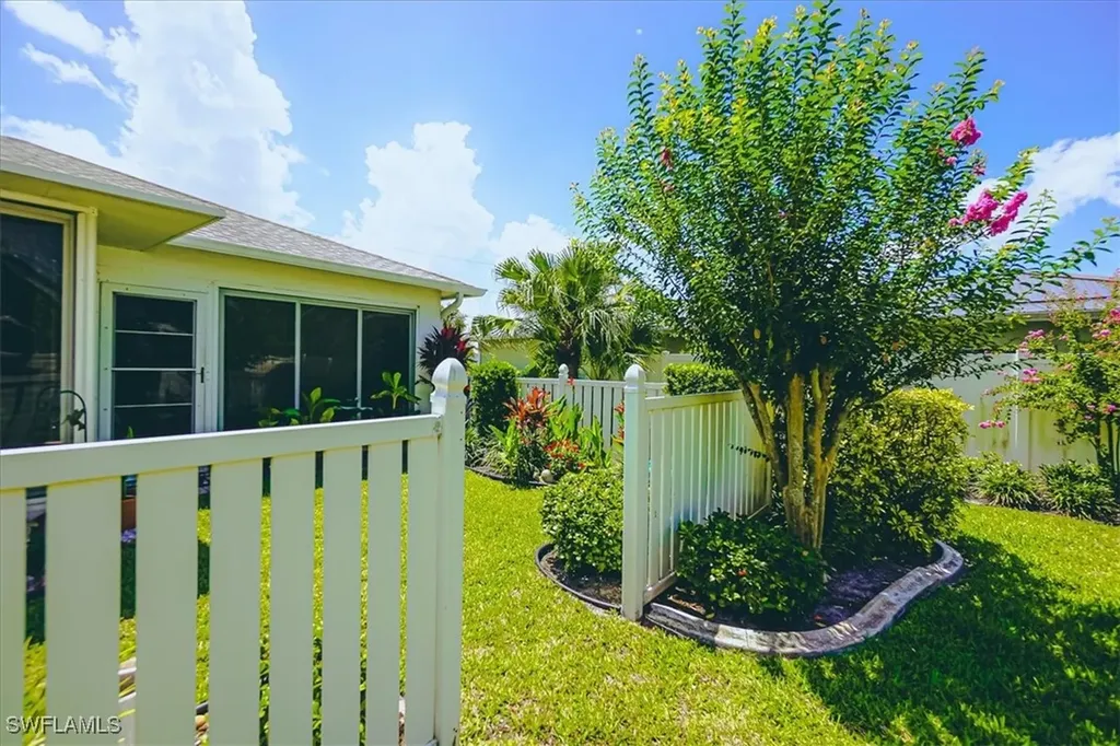 3824 SW 10th Place Cape Coral FL 33914