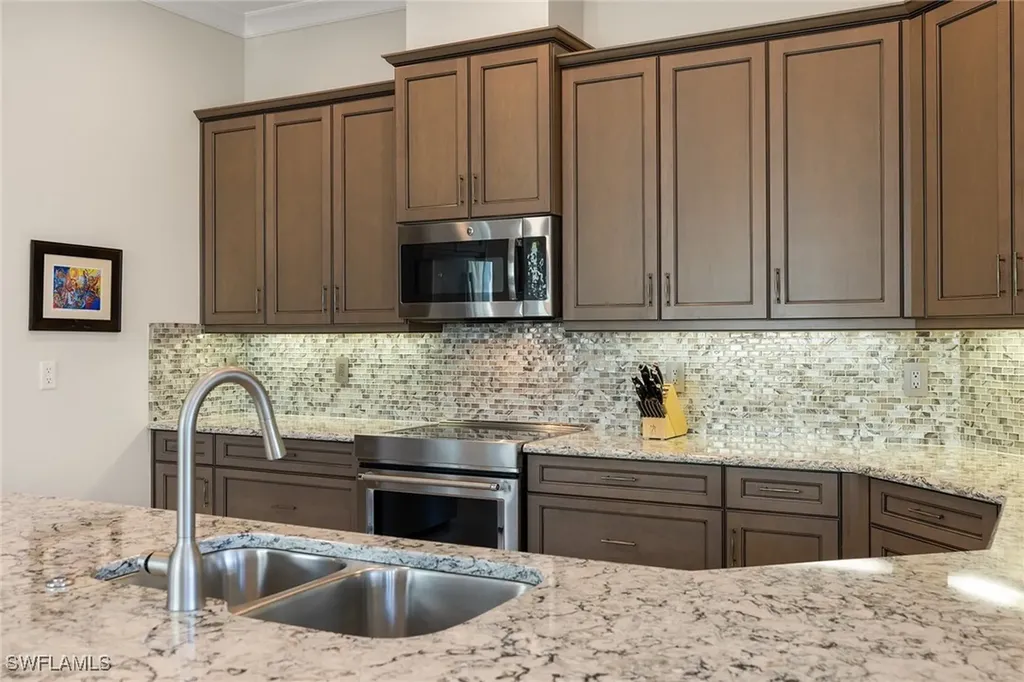 6912 Cay Court Naples FL 34113