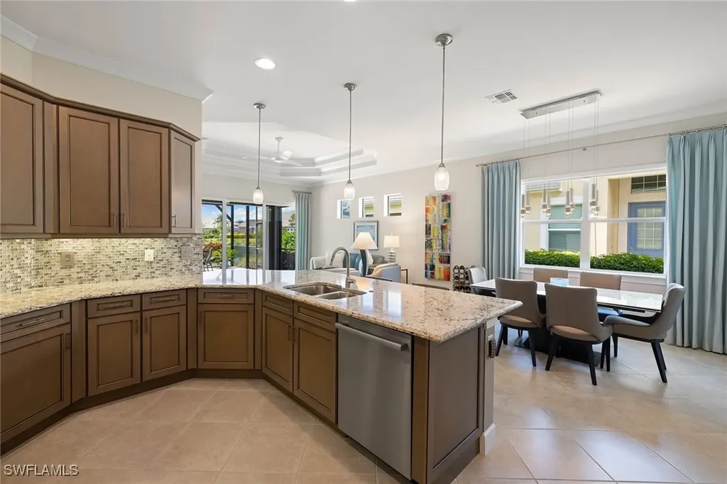 6912 Cay Court Naples FL 34113