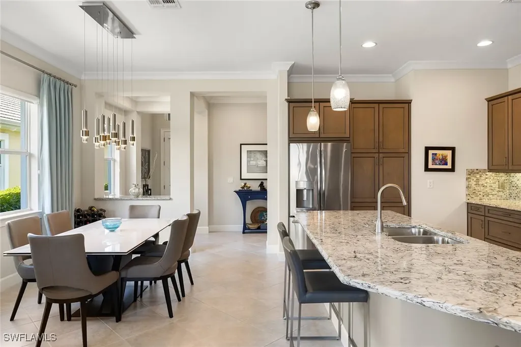 6912 Cay Court Naples FL 34113