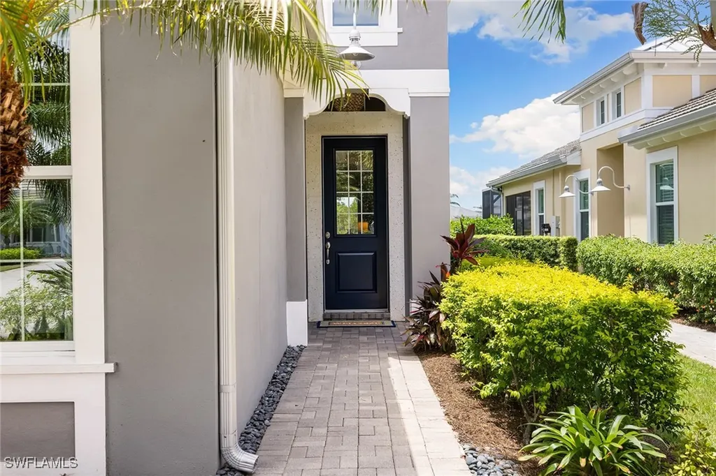 6912 Cay Court Naples FL 34113
