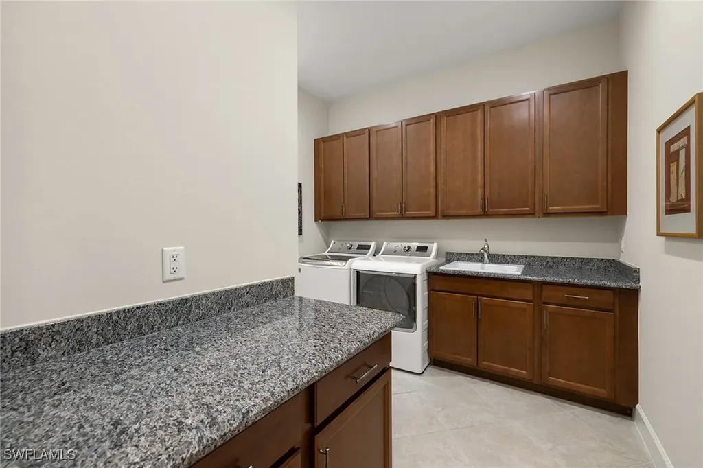 6912 Cay Court Naples FL 34113