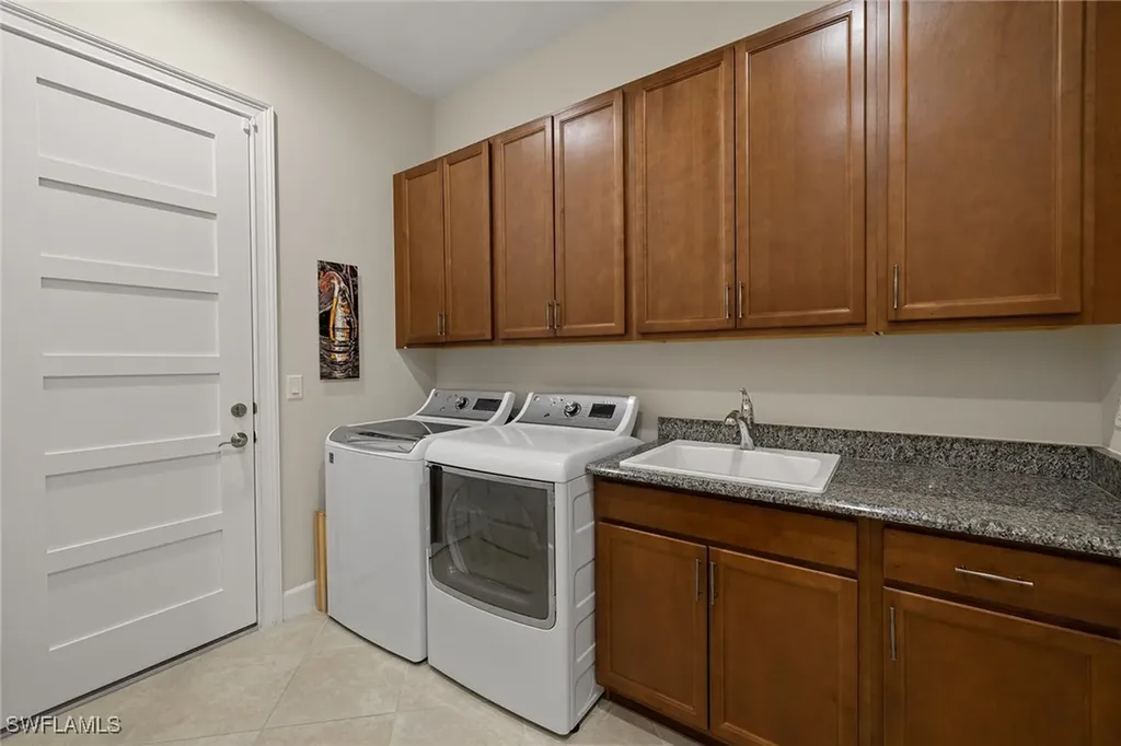 6912 Cay Court Naples FL 34113