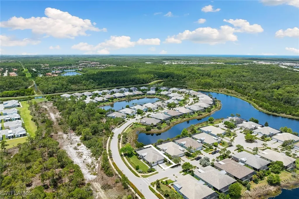 6912 Cay Court Naples FL 34113