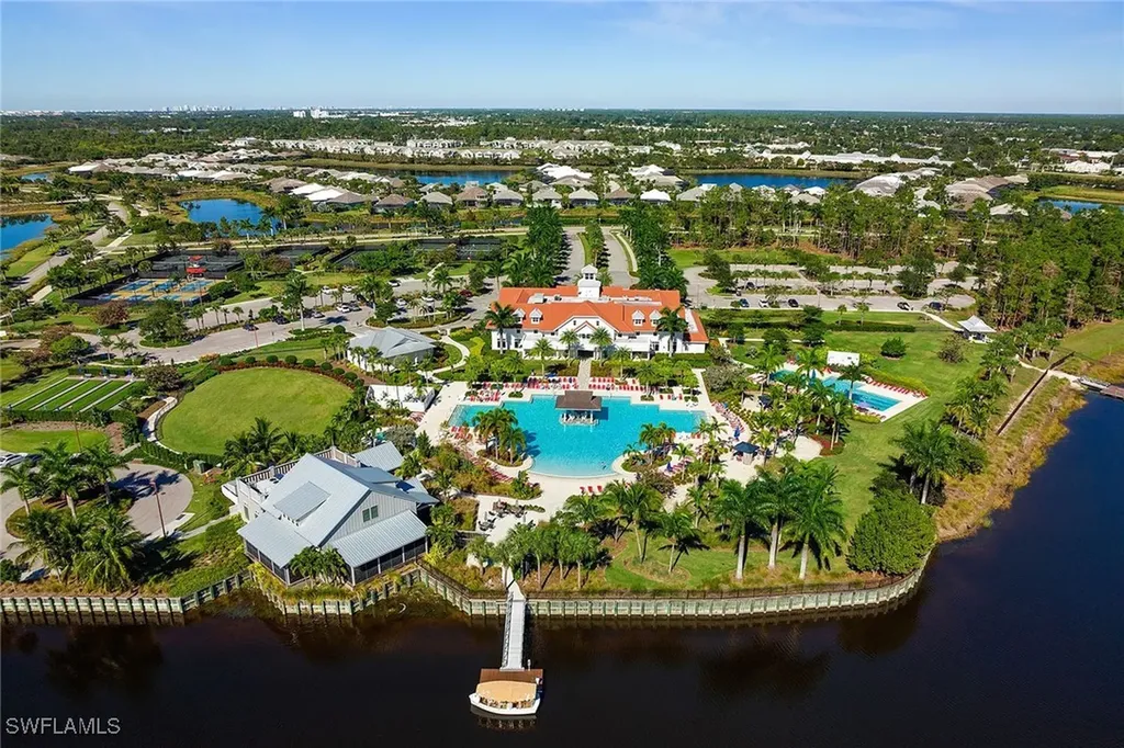 6912 Cay Court Naples FL 34113