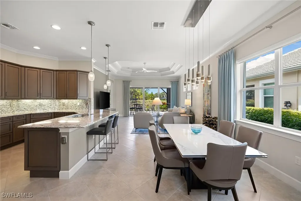 6912 Cay Court Naples FL 34113